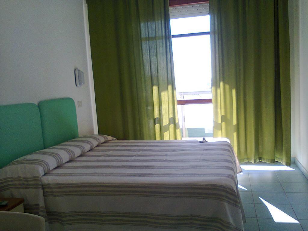Hotel Flaminio Cattolica Room photo