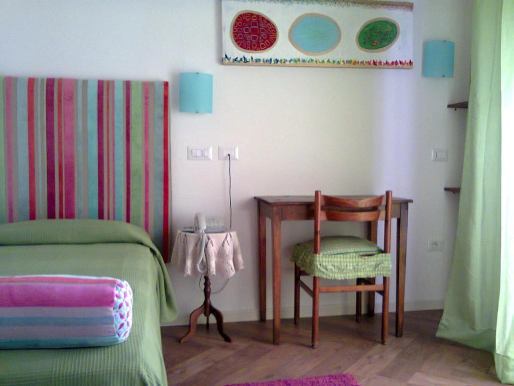 Hotel Flaminio Cattolica Room photo