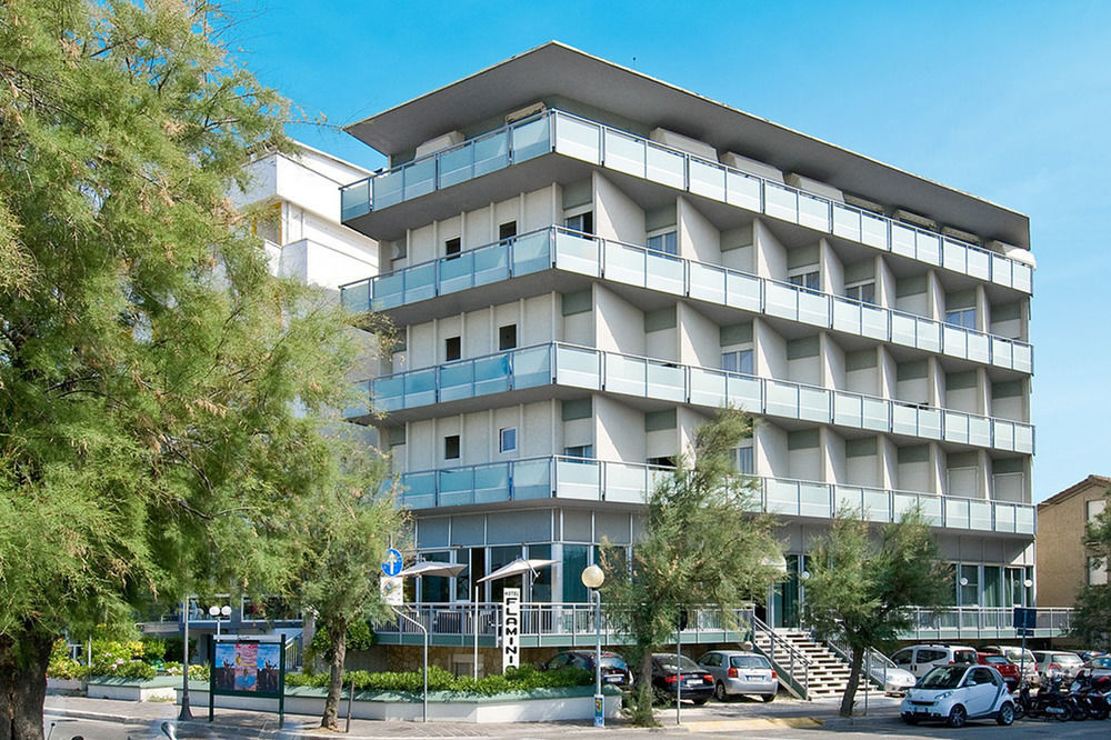 Hotel Flaminio Cattolica Exterior photo